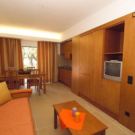Apartamentos Alvaflor Quarteira Dış mekan fotoğraf