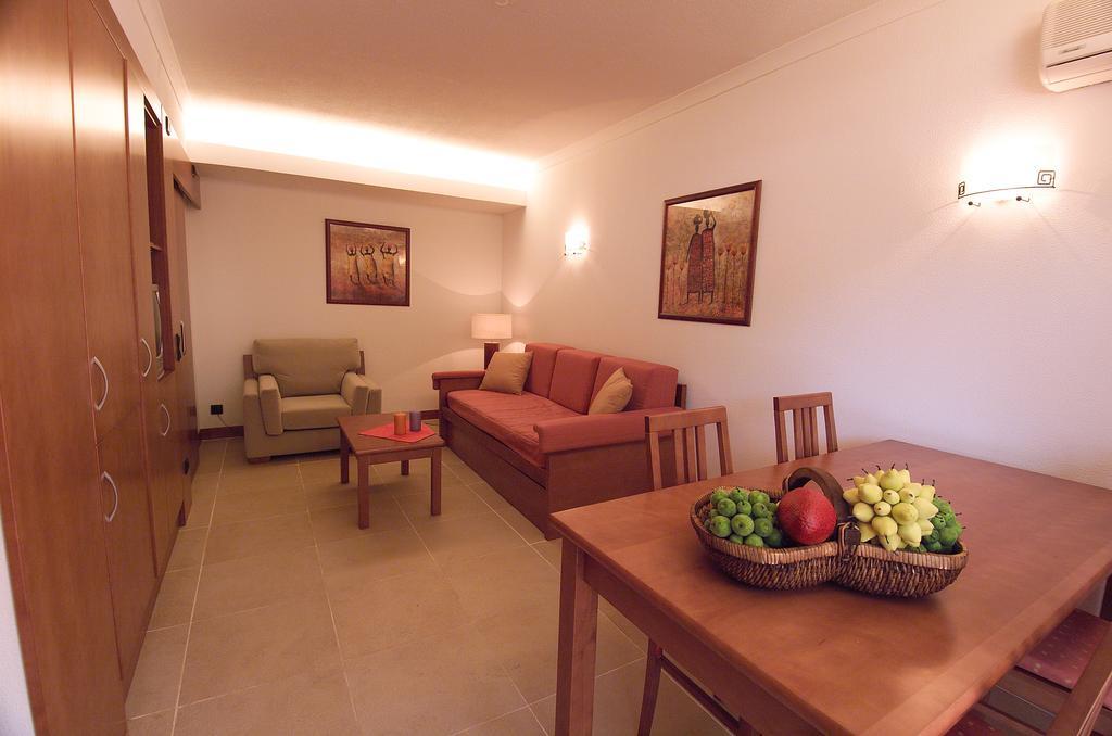Apartamentos Alvaflor Quarteira Dış mekan fotoğraf